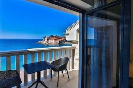 Hotel California By Aycon - 17