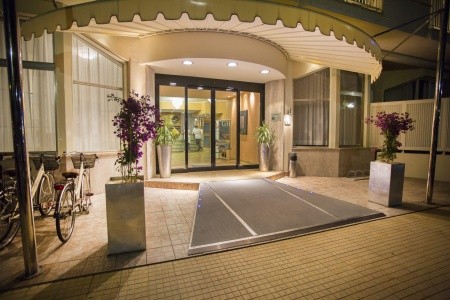 Taliansko Toskánsko Grand Hotel 8 dňový pobyt Raňajky Vlastná máj 2023 (27/05/23- 3/06/23)