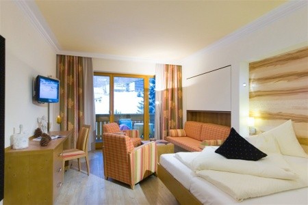 Family And Sporthotel Kärtnerhof - 11