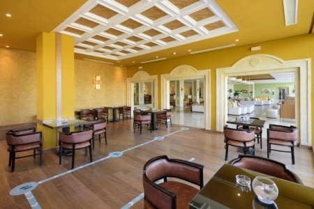 Occidental Marhaba - 14