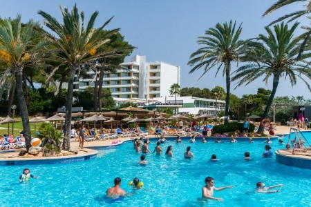 Španělsko s venkovním bazénem - Španělsko 2023