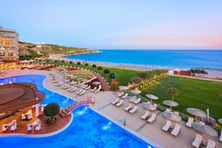 Elysium Resort And Spa - 2