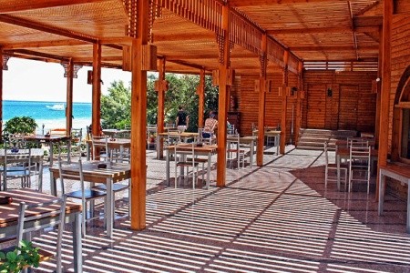 Sphinx Aqua Park Beach Resort - 8