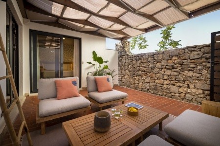 Chorvátsko Hvar Valamar Trim Sunny Apartments 12 dňový pobyt Polpenzia Letecky Letisko: Praha August 2025 (20/08/25-31/08/25)