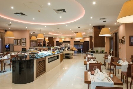 Portugalsko Algarve Vila Galé Marina 6 dňový pobyt Polpenzia Letecky Letisko: Praha July 2026 (14/07/26-19/07/26)