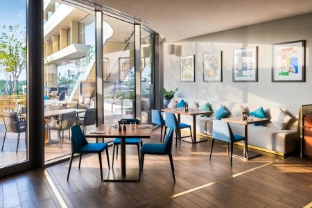 Spojené arabské emiráty Dubaj Ja The Resort - Ja Lake View Hotel 9 dňový pobyt Polpenzia Letecky Letisko: Bratislava February 2026 ( 5/02/26-13/02/26)