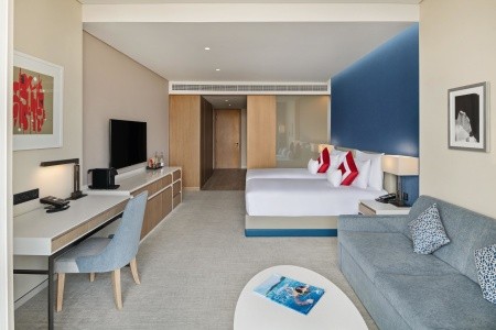 Spojené arabské emiráty Dubaj Ja The Resort - Ja Lake View Hotel 9 dňový pobyt Polpenzia Letecky Letisko: Bratislava February 2026 ( 5/02/26-13/02/26)