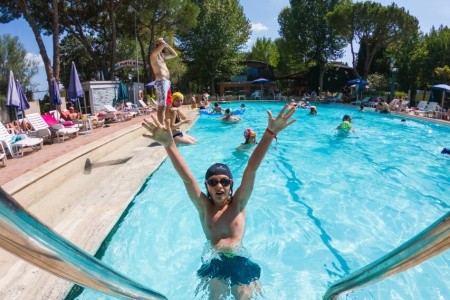 Camping Village Punta Navaccia (Tuoro Sul Trasimeno) - 2