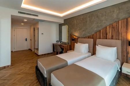 Maril Beach & Spa (Ex. City Point Beach) - 40