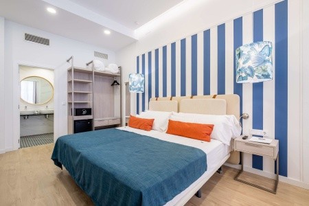 Španielsko Costa Del Sol Soho Boutique Urban 4 dňový pobyt Bez stravy Letecky Letisko: Viedeň July 2026 (28/07/26-31/07/26)