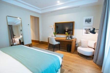 Španielsko Costa Del Sol Soho Boutique Equitativa (Malaga) 6 dňový pobyt Raňajky Letecky Letisko: Viedeň June 2026 (30/06/26- 5/07/26)