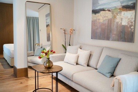 Španielsko Costa Del Sol Soho Boutique Equitativa (Malaga) 6 dňový pobyt Raňajky Letecky Letisko: Viedeň June 2026 (30/06/26- 5/07/26)