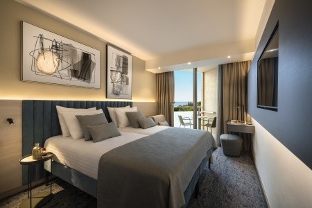 Chorvátsko Novigrad Aminess Maestral 7 dňový pobyt Polpenzia Vlastná May 2026 (30/05/26- 5/06/26)