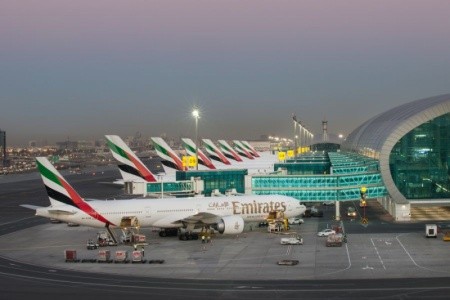 Spojené arabské emiráty Dubaj Elite Byblos 8 dňový pobyt Raňajky Letecky Letisko: Praha apríl 2024 ( 5/04/24-12/04/24)