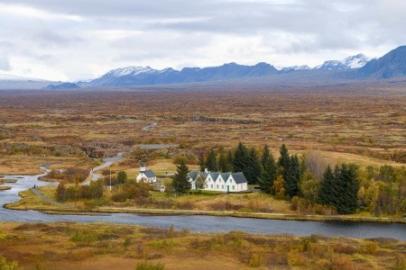 ISLAND 55+ s polární září nad hlavou - 12