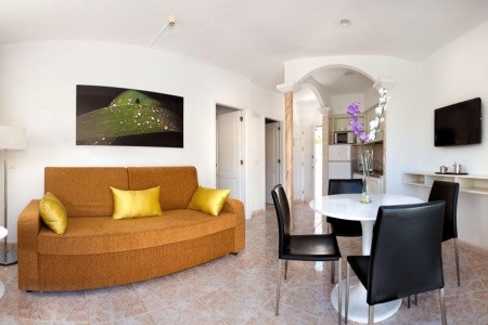 Kanárske ostrovy Tenerife Checkin Bungalows Atlántida 8 dňový pobyt Polpenzia Letecky Letisko: Viedeň jún 2023 ( 1/06/23- 8/06/23)