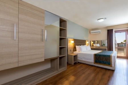 Labranda Lebedos Princess - 35