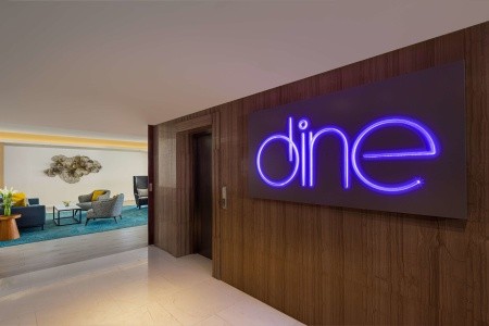 Radisson Hotel Colombo - 40