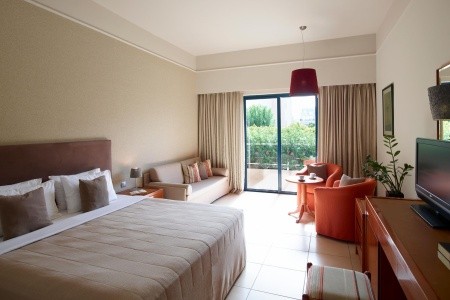 The Ixian Grand & All Suites - 9