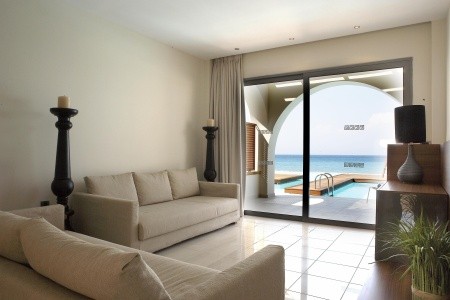 The Ixian Grand & All Suites - 11