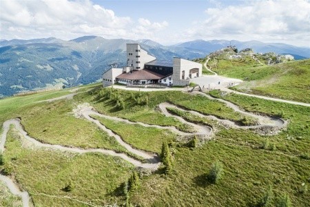 Rakúsko Bad Kleinkirchheim Cooee Alpin Bad Kleinkirchheim 9 dňový pobyt Polpenzia Vlastná May 2025 (13/05/25-21/05/25)