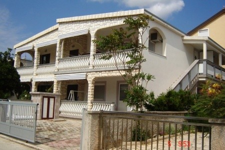 Apartmány V Soukromí - Konkrétní Vily - 1