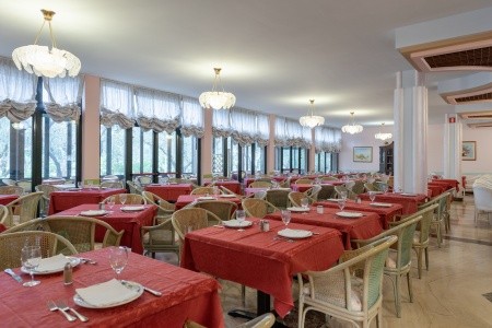 Park Hotel Oasi - 13