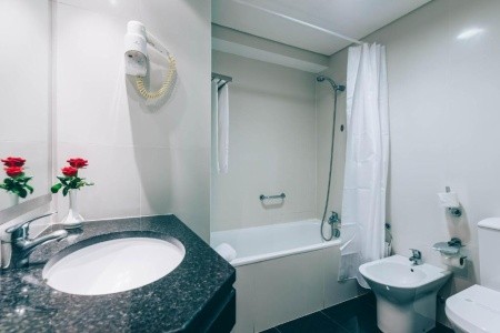 Madeira Funchal Muthu Raga Madeira 10 dňový pobyt Polpenzia Letecky Letisko: Budapešť January 2026 (27/01/26- 5/02/26)