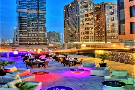 Two Seasons Hotel & Apartments, Spojené arabské emiráty, Dubai