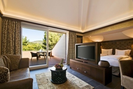 Lindner Hotel Mallorca Portals Nous, Part Of Jdv By Hyatt