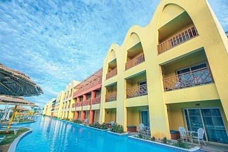 Titanic Beach Spa & Aquapark - 18