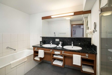 Elaya Hotel Steinplatte - 136