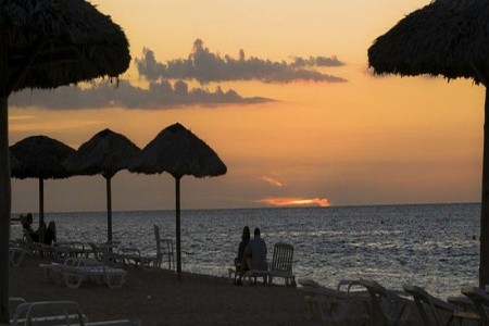 Copacabana, Playa De Oro - 6