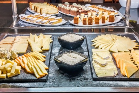 Kanárske ostrovy Fuerteventura H10 Ocean Suites 8 dňový pobyt Polpenzia Letecky Letisko: Praha October 2025 ( 9/10/25-16/10/25)