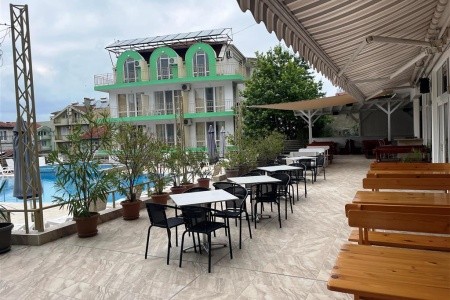 Bulharsko Kiten Onyx 10 dňový pobyt Raňajky Vlastná July 2026 ( 6/07/26-15/07/26)