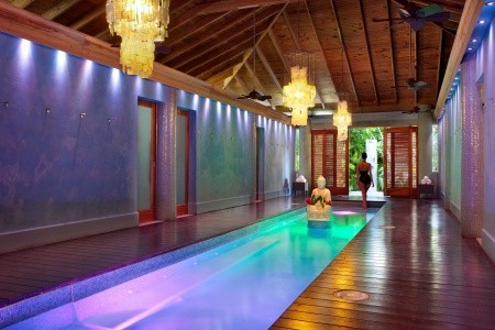 Couples Swept Away - 30