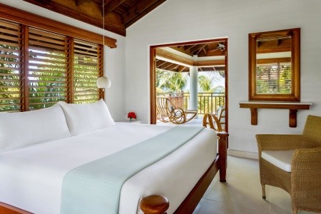 Couples Swept Away - 44