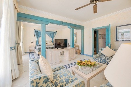 Kanárske ostrovy Lanzarote Livvo Volcan Lanzarote 8 dňový pobyt Polpenzia Letecky Letisko: Praha February 2026 (17/02/26-24/02/26)