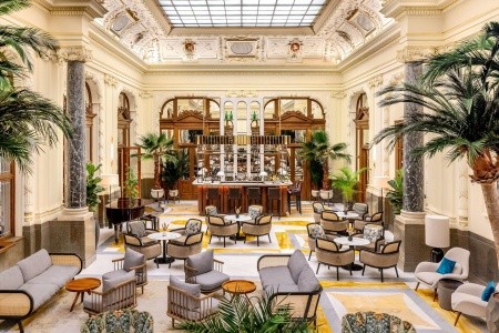 Česká republika Praha a okolie Carlo IV Prague 4 dňový pobyt Raňajky Vlastná November 2026 (26/11/26-29/11/26)