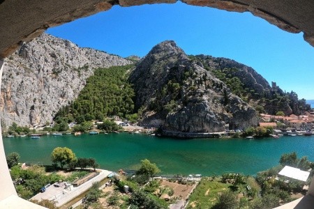 Chorvátsko Omiš Villa Rajski Dvor 11 dňový pobyt Raňajky Letecky Letisko: Praha October 2025 ( 2/10/25-12/10/25)
