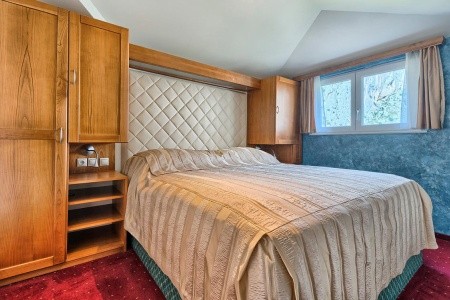 Chorvátsko Omiš Villa Rajski Dvor 11 dňový pobyt Raňajky Letecky Letisko: Praha October 2025 ( 2/10/25-12/10/25)