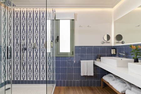 Španielsko Barcelona H10 Universitat 10 dňový pobyt Raňajky Letecky Letisko: Praha October 2025 (12/10/25-21/10/25)