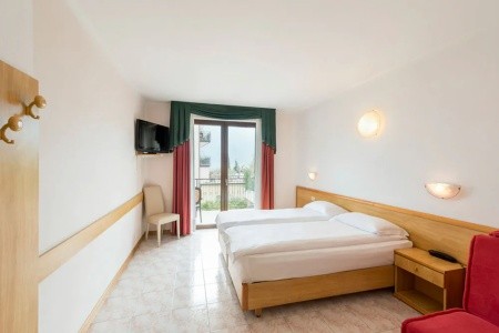 Taliansko Lago di Garda Garda Bellevue 6 dňový pobyt Raňajky Vlastná May 2026 (26/05/26-31/05/26)