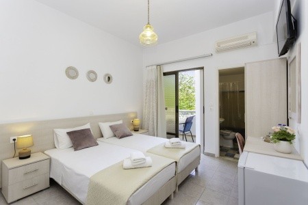 Grécko Rodos Varelis 8 dňový pobyt Raňajky Letecky Letisko: Praha June 2026 ( 7/06/26-14/06/26)