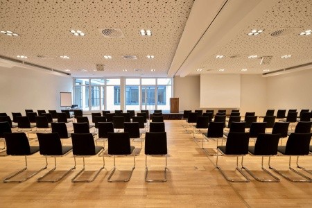 Rakúsko Viedeň Flemings Hotel Wien Stadthalle 4 dňový pobyt Raňajky Vlastná January 2027 ( 1/01/26- 4/01/27)