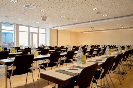 Rakúsko Viedeň Flemings Hotel Wien Stadthalle 4 dňový pobyt Raňajky Vlastná January 2027 ( 1/01/26- 4/01/27)