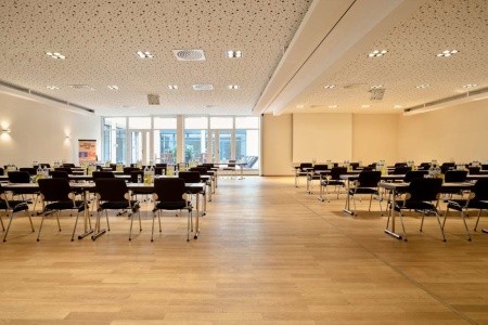 Rakúsko Viedeň Flemings Hotel Wien Stadthalle 4 dňový pobyt Raňajky Vlastná January 2027 ( 1/01/26- 4/01/27)