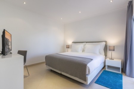 Nau Salema Beach Village - 34