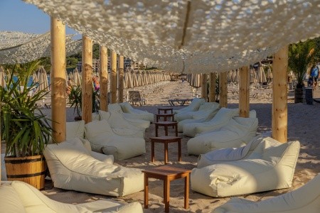 Green Life Beach Resort - 72