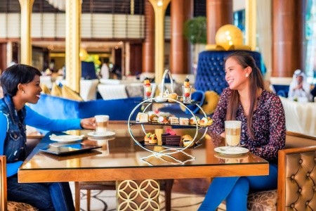 Spojené arabské emiráty Abu Dhabi Khalidiya Palace Rayhaan 12 dňový pobyt Plná penzia Letecky Letisko: Praha júl 2024 (25/07/24- 5/08/24)